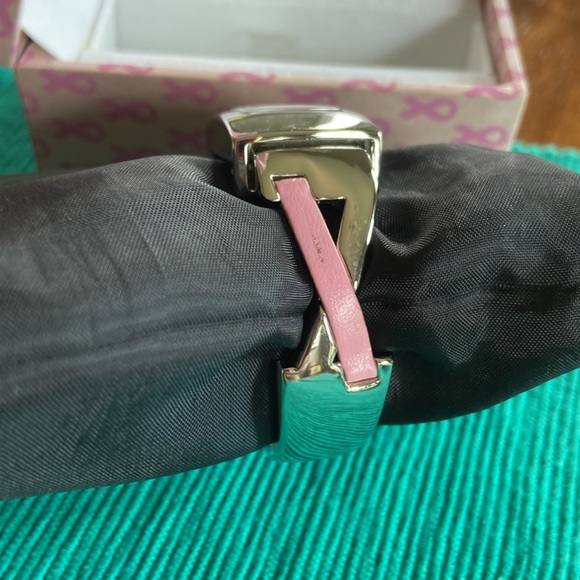 LJ Pink Ribbon Breast Cancer Awareness Watch - Picture 7 of 10